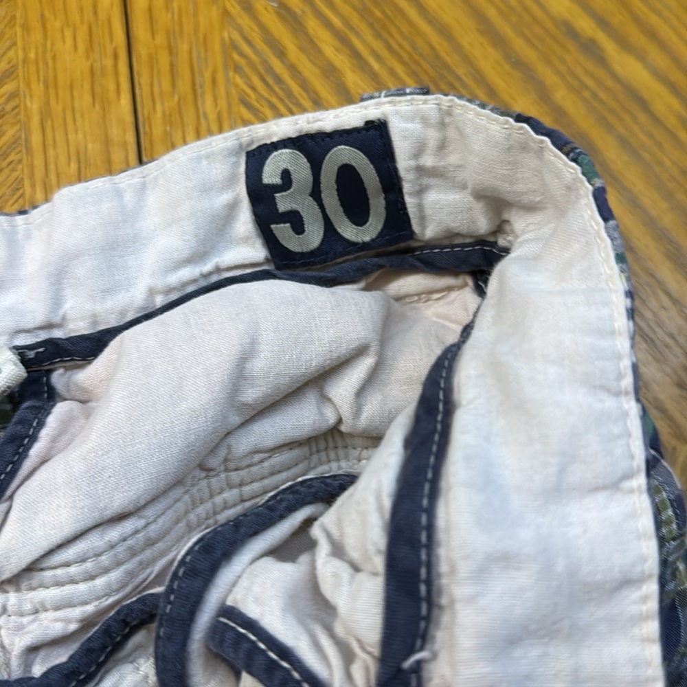 Old Navy shorts - Picture 7 of 7